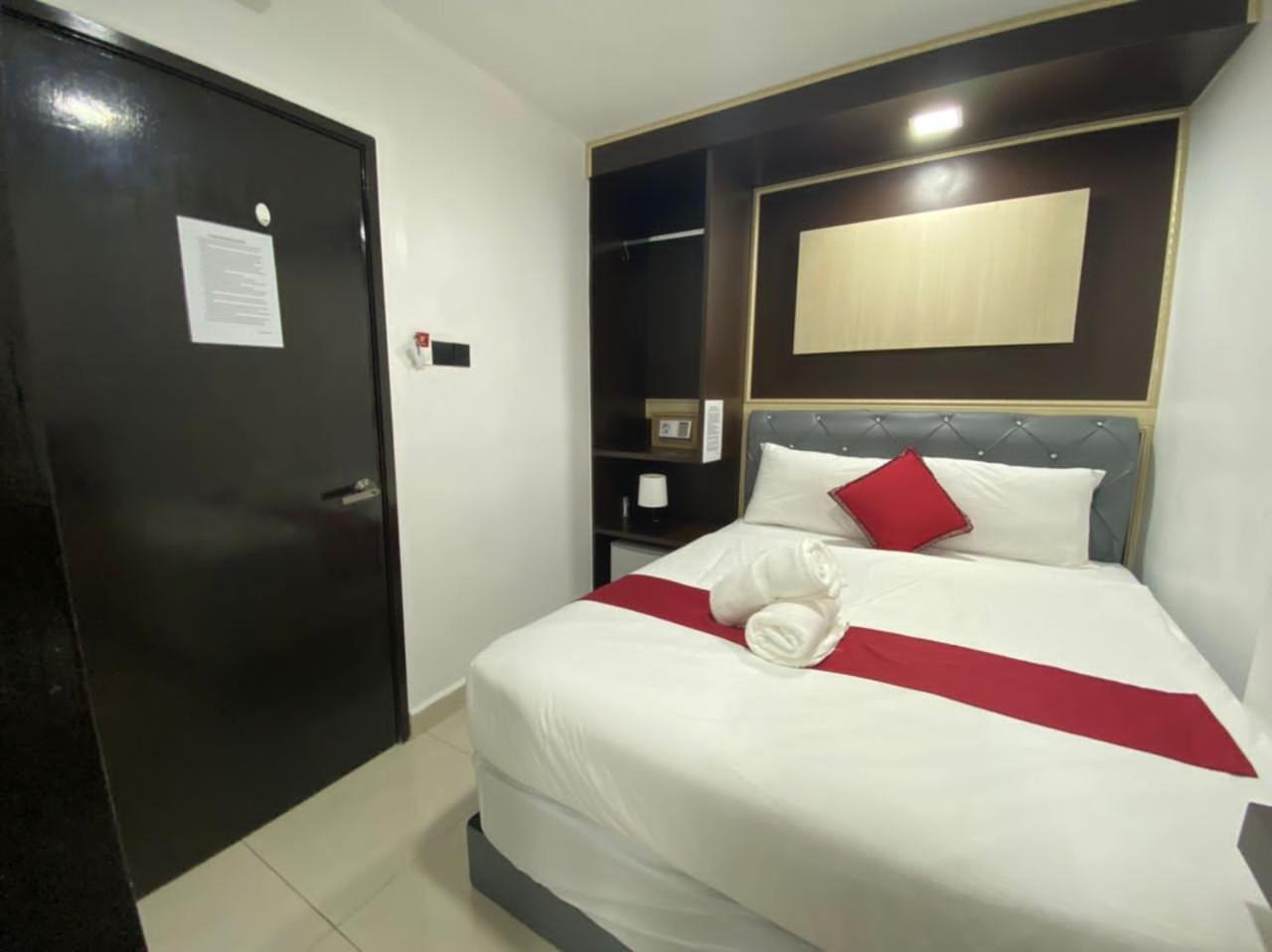 Red Velvet Inn Bukit Bintang Kuala Lumpur Exterior foto