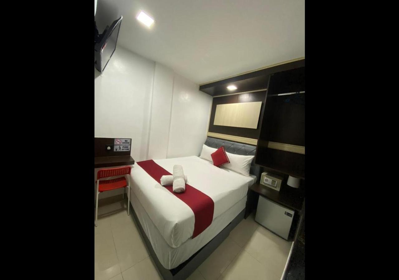 Red Velvet Inn Bukit Bintang Kuala Lumpur Exterior foto